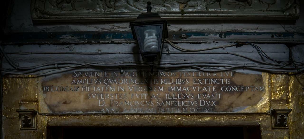 Domus Sanfelice Suite Neapel Exteriör bild